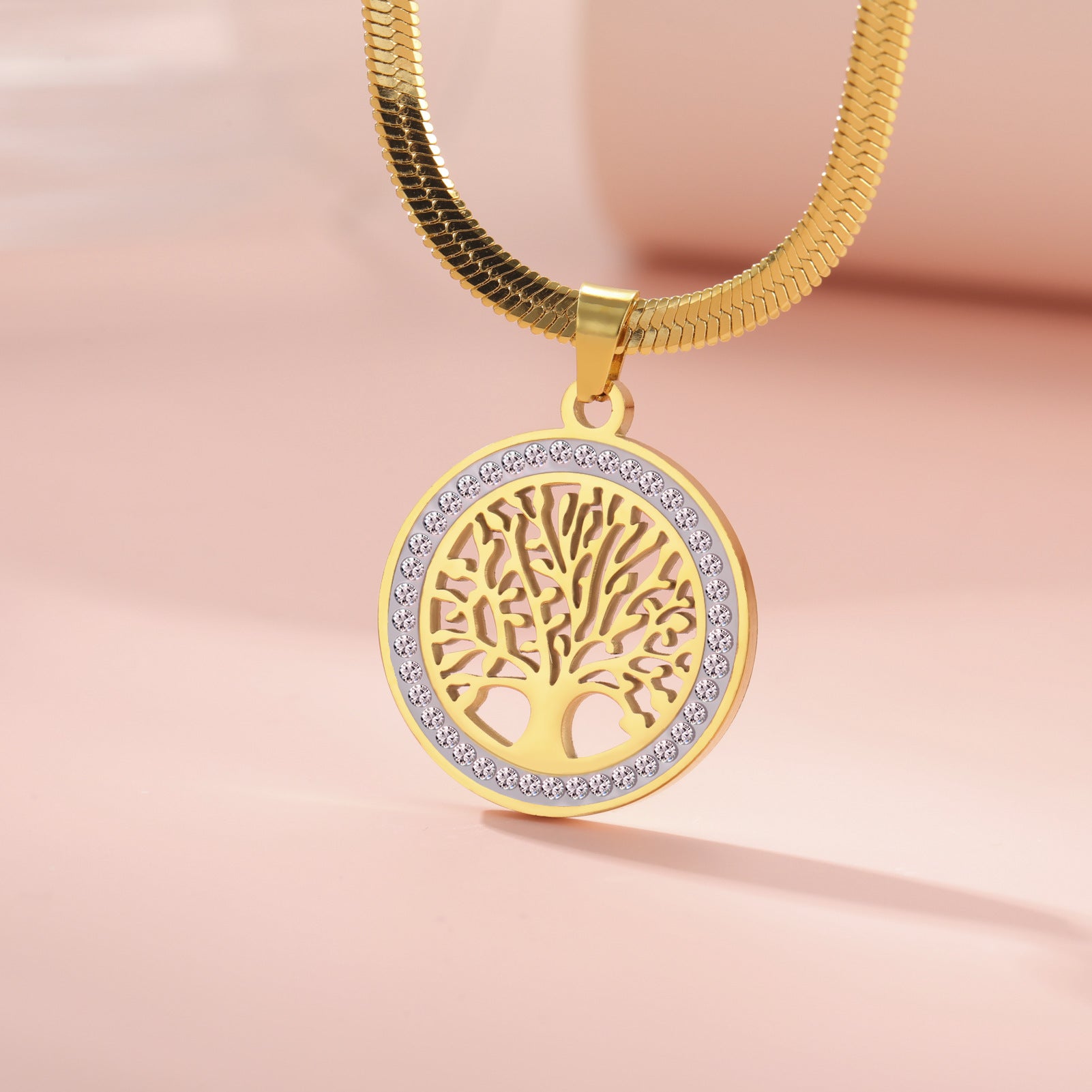 Luxury Fashion Titanium Steel Diamond Outer Ring Big Tree Pendant Snake Chain