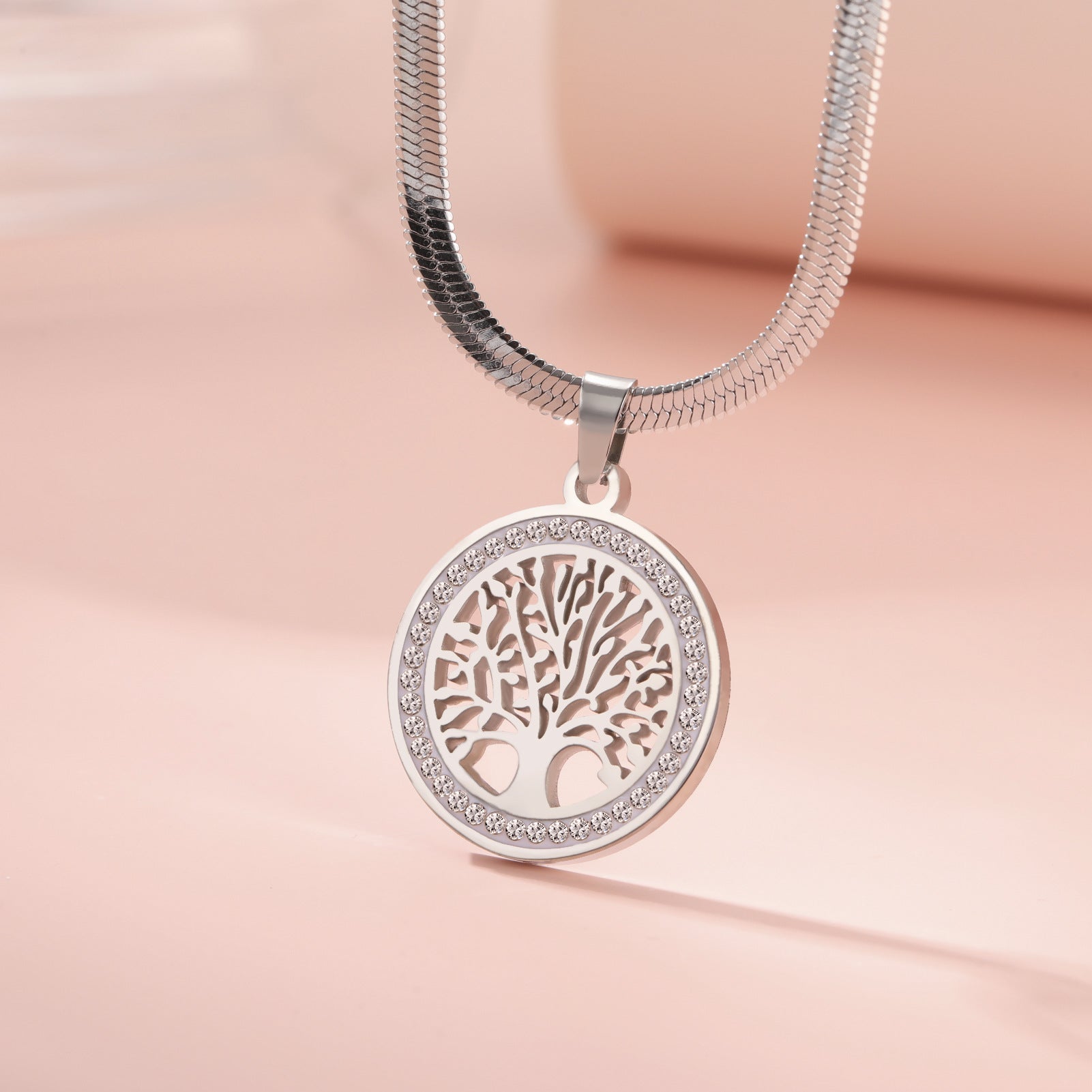 Luxury Fashion Titanium Steel Diamond Outer Ring Big Tree Pendant Snake Chain